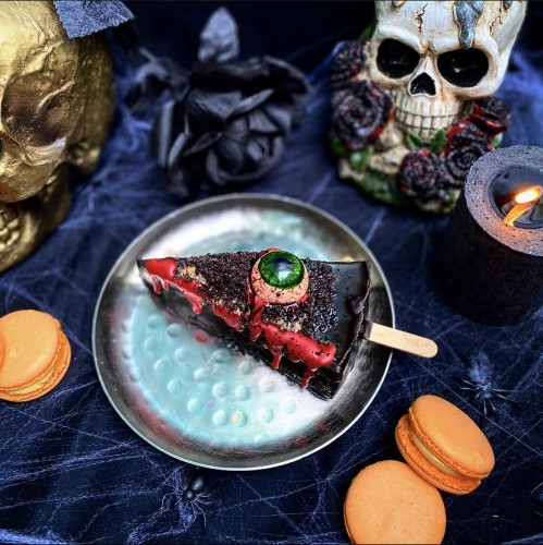 kuncer_halloween_sernik_na_patyku.jpg